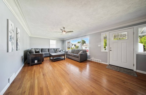Erie House | 152 m² House ∙ 3 bedrooms ∙ 12 guests