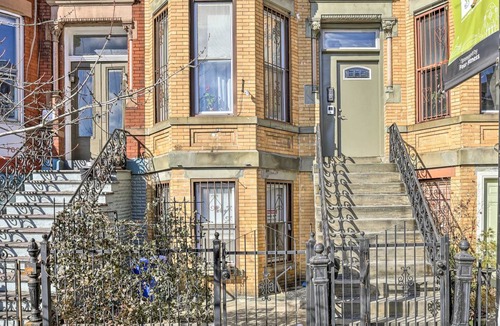 McGinley Square Apartment | 157 m² Apartment ∙ 3 bedrooms ∙ 5 guests