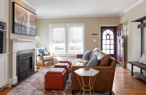 Lambertville Apartment | 157 m² Apartment ∙ 3 bedrooms ∙ 6 guests