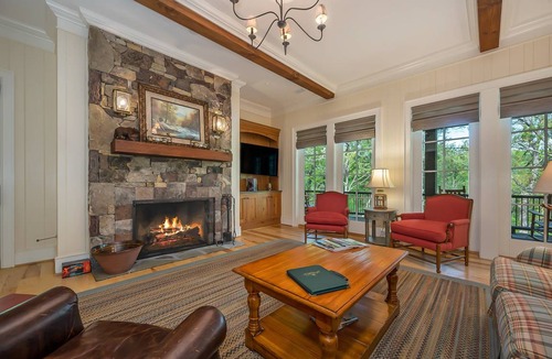 Mill Spring House | 158 m² House ∙ 2 bedrooms ∙ 4 guests