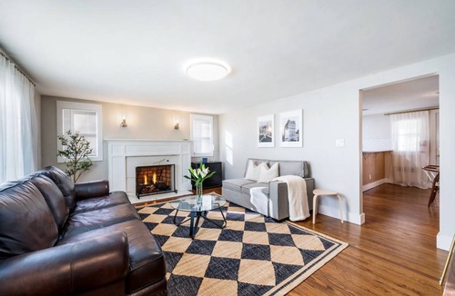 Woodcliff Lake House | 158 m² House ∙ 4 bedrooms ∙ 10 guests