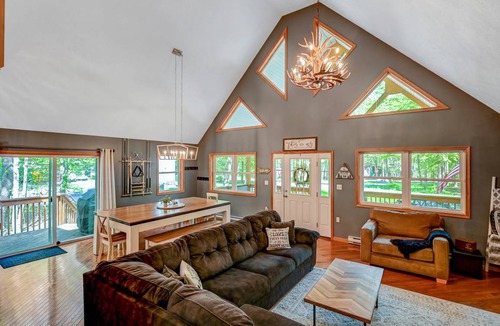 Thornhurst House | 159 m² House ∙ 3 bedrooms ∙ 10 guests