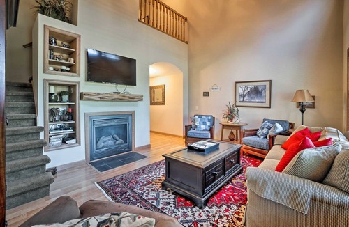 Conneaut Lakeshore Apartment | 167 m² Apartment ∙ 3 bedrooms ∙ 7 guests