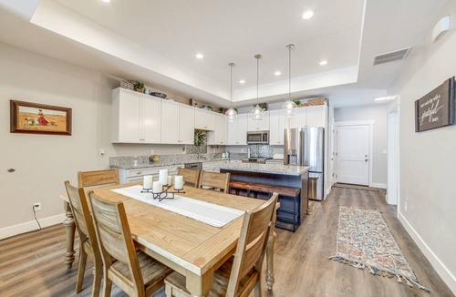 Swan Valley Apartment | 167 m² Apartment ∙ 4 bedrooms ∙ 9 guests