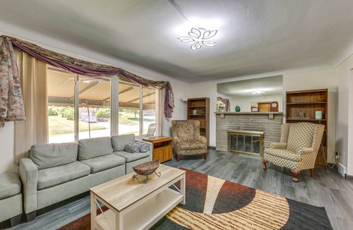 Monroeville House | 167 m² House ∙ 4 bedrooms ∙ 8 guests