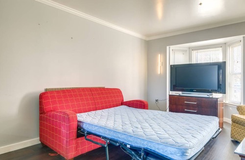 Kettering Apartment | 176 m² Apartment ∙ 4 bedrooms ∙ 10 guests