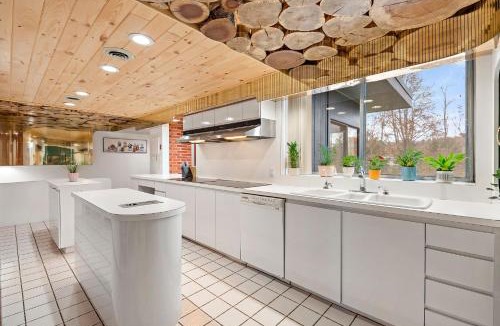 East Stroudsburg House | 18 bd w Indoor Pool Hottub & Sauna - Mystery Room