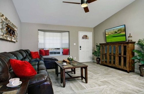 Southwest Village House | 186 m² House ∙ 4 bedrooms ∙ 8 guests