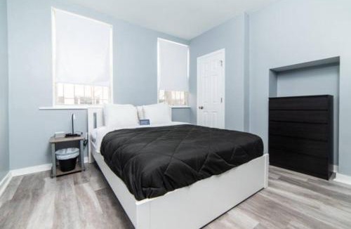 Central Northside Apartment | 1st Floor - Free Parking - Washer & Dryer - AGH