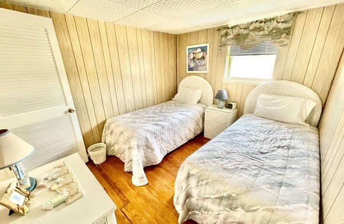 Townsend's Inlet House | 2 Bedroom 1 Bath Seasonal