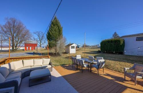 Ephrata House | 2-Bedroom House w/Large Outdoor and Firepit!