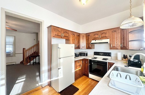 Danville House | 2 Bedroom Unit 5 Min to Walk GMC