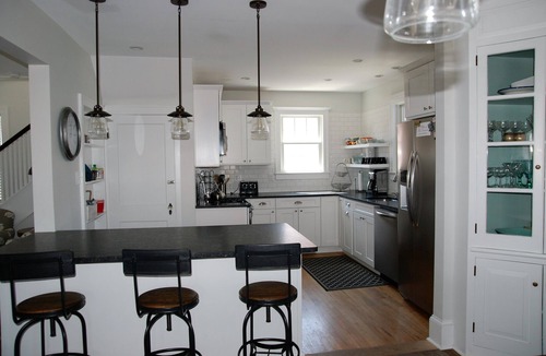 South Rehoboth House | 2 blocks to the beach, 1 block to Rehoboth Ave, and pet-friendly.