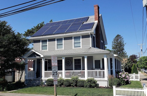 South Rehoboth House | 2 blocks to the beach, 1 block to Rehoboth Ave, and pet-friendly.