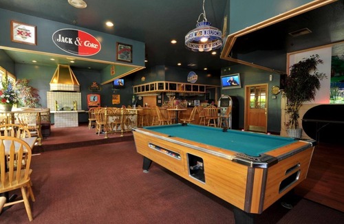 Nampa Hotel | 2 Family-Friendly Units! Indoor Swimming Pool, Near Idaho Black History Museum!