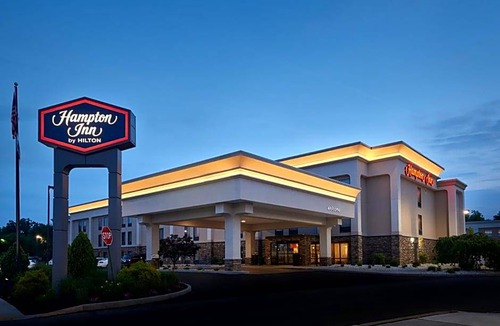 Hanover Hotel | 2-Star Hotel ∙ Hampton Inn Hanover