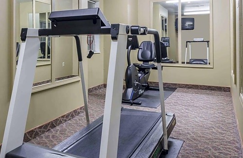 West Chester Hotel | 2-Star Hotel ∙ Microtel Inn & Suites by Wyndham West Chester