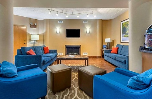 Milnesville Hotel | 2-Star Hotel ∙ Comfort Inn West Hazleton