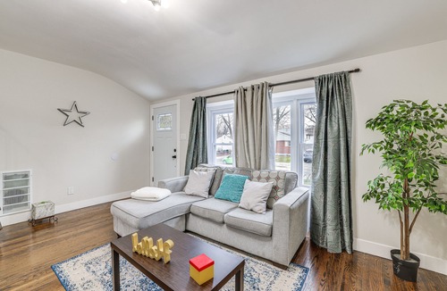 Lawnside House | 2-Story Lawnside Home: 13 Mi to Dtwn Philadelphia!