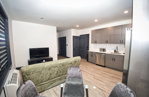 West New York Apartment | 20 Min to NYC-Beautiful and Spacious Apartment w/King Bed and Private Parking