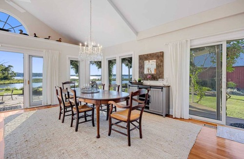 Hillsmere House | 203 m² House ∙ 5 bedrooms ∙ 10 guests