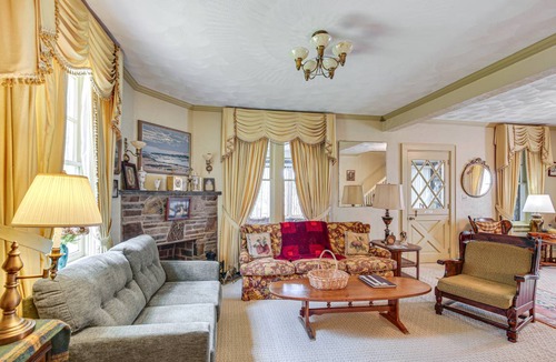 Somerset House | 204 m² House ∙ 3 bedrooms ∙ 8 guests