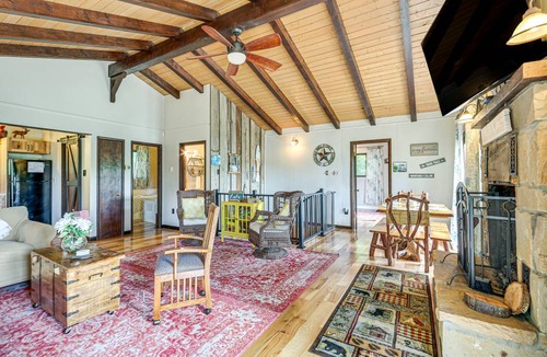 Alpine Lake House | 211 m² House ∙ 3 bedrooms ∙ 8 guests
