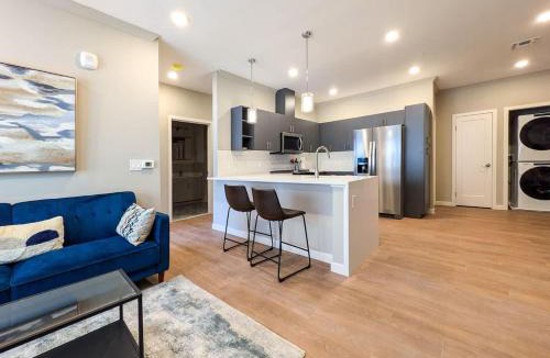 Dunellen Apartment | 222 Brand New 2 Bedroom 1 KIT 2 BATH 1 Living