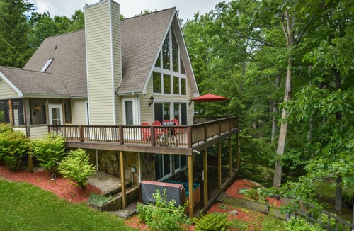 North Glade Hills House | 222 m² House ∙ 4 bedrooms ∙ 10 guests