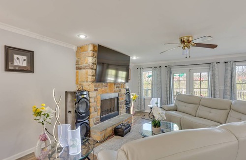Harrisburg House | 227 m² House ∙ 6 bedrooms ∙ 12 guests