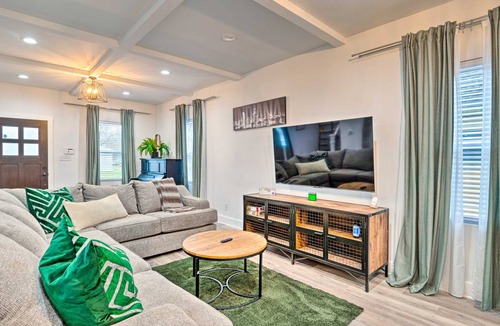 Near Eastside House | 232 m² House ∙ 3 bedrooms ∙ 8 guests