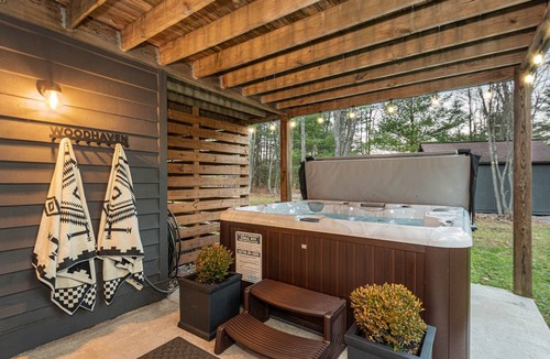 North Glade Hills House | 234 m² House ∙ 4 bedrooms ∙ 10 guests