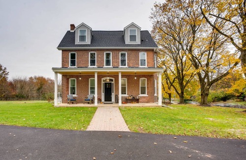 Mainland House | 250 m² House ∙ 4 bedrooms ∙ 11 guests