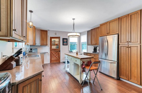 Napanoch House | 260 m² Farmhouse ∙ 4 bedrooms ∙ 8 guests
