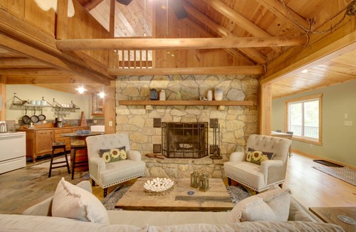 Bath House | 260 m² House ∙ 3 bedrooms ∙ 8 guests