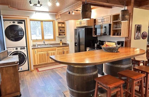 Austinburg House | 27 Acre Wine Country Estate