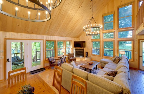 Marlinton House | 278 m² House ∙ 4 bedrooms ∙ 10 guests