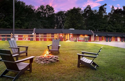 Emlenton Hotel | 28 m² Hotel ∙ 4 guests