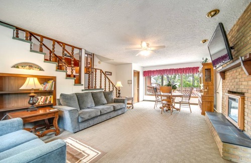 Conneaut House | 297 m² House ∙ 4 bedrooms ∙ 16 guests