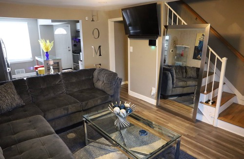 Downtown Baltimore House | 2BR Amenity Haven based in BEAUTIFUL Baltimore!