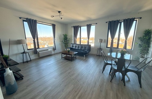 Elizabeth Apartment | 2BR apt close to EWR 3818