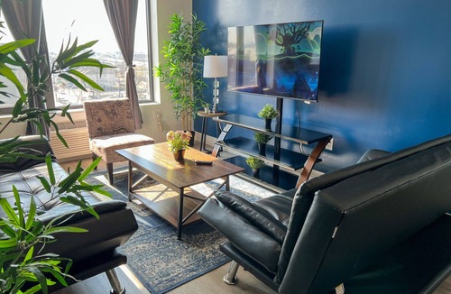 Elizabeth Apartment | 2BR apt next to EWR 9721