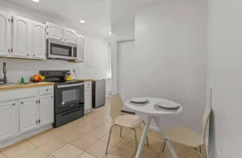 West Philadelphia Apartment | 2BR Comfortable Family Apartment