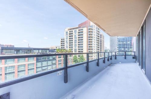 Radnor - Fort Myer Heights Apartment | 2BR Executive Apartment in Prime Location
