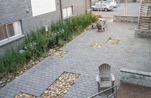 University District Apartment | 2BR Near University of Memphis Family Friendly TF1F2T
