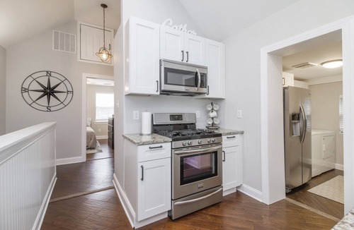 Conshohocken House | 3-BD with a Wine Cellar in the Heart of Conshy