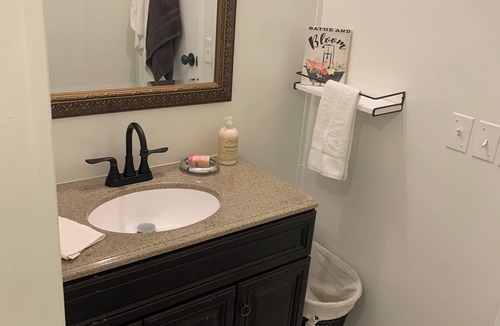 Millersville House | 3-bedrm home in Goodlettsville close to Nashville, BNA, wheelchair accessible
