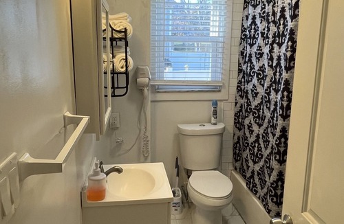 Belleville Apartment | 3 Bedroom 25 minutes to NYC/20 minutes EWR/Prudential