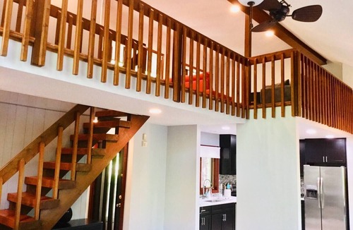 Bushkill House | 3-bedroom house in serene Saw Creek Estates with WiFi, AC, access to pools, lake