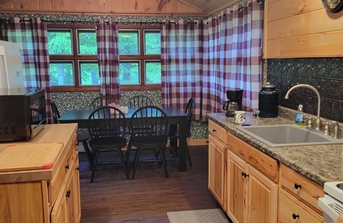 Forestburgh House | 3-bedroom house in charming Forestburgh with WiFi, AC. Start your getaway now.